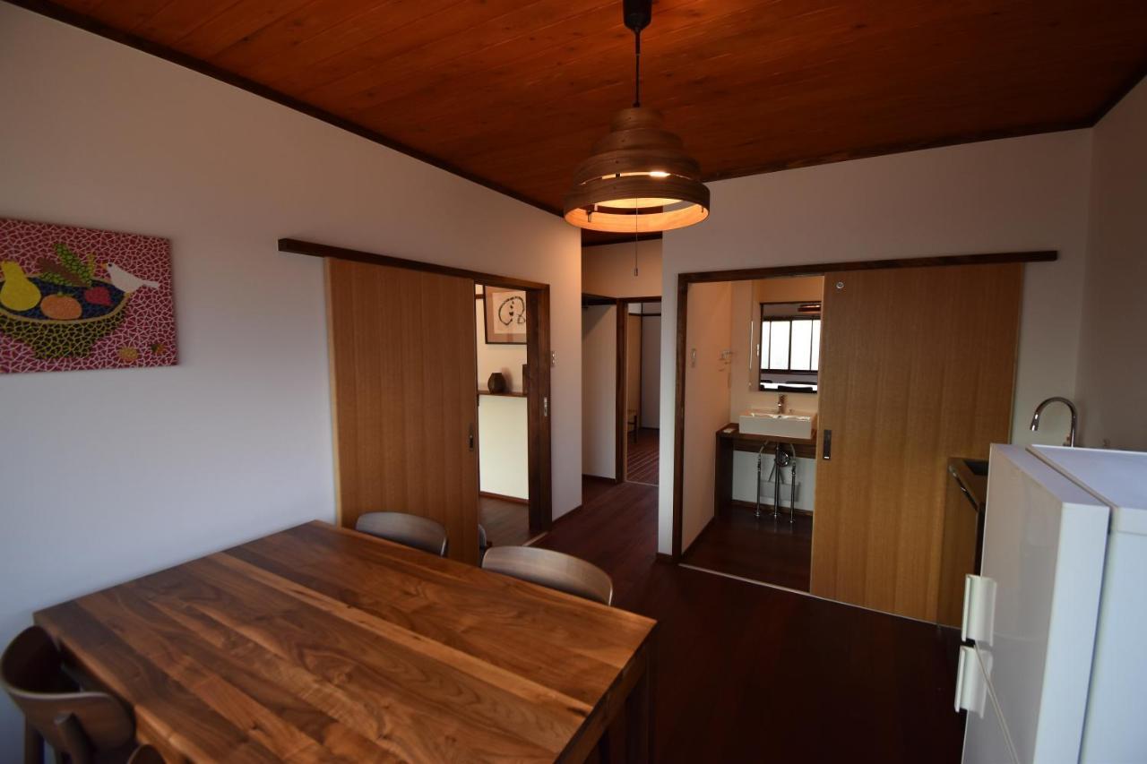 Quaint House Naoshima Hotel Exterior foto